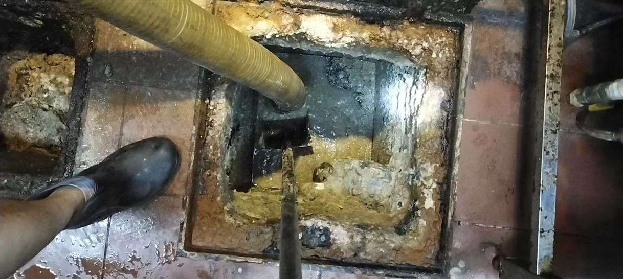 咸安污水池清理一般都有毒气，怎么预防中毒呢？